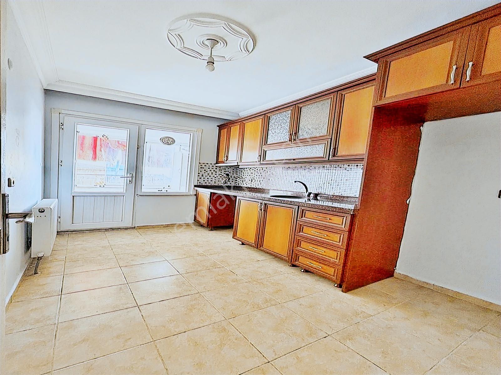 Konak Yapı'dan Cadde Üzeri, Krediye Uygun 2+1 Satılık Ara Kat!!! - Görsel 5