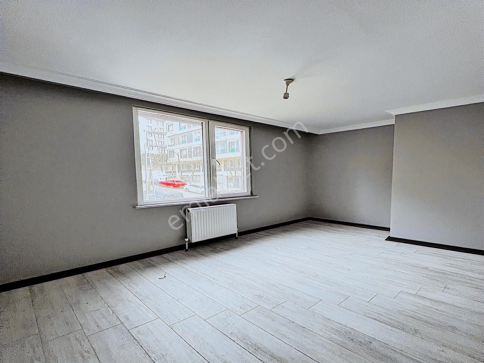 Konak Yapı'dan Metrobüse Yakın 2+1 ,100m² Satılık Ara Kat!!! - Görsel 2