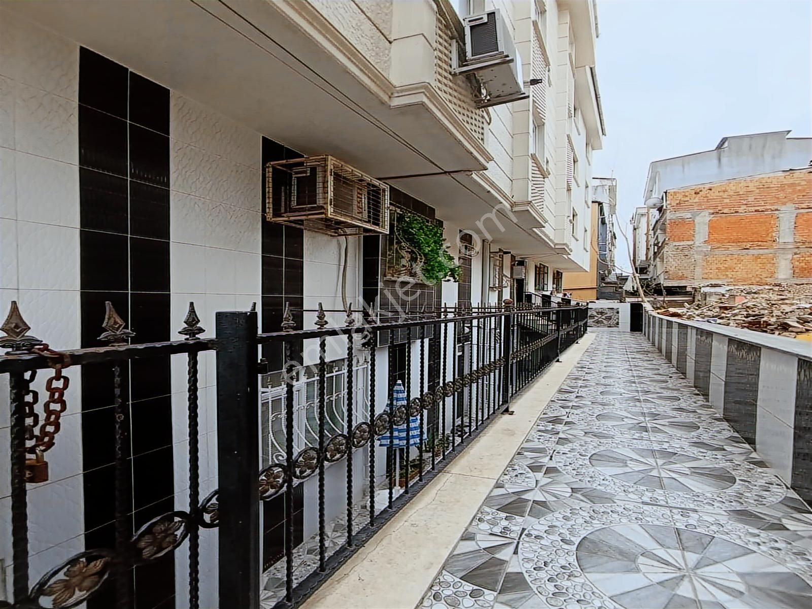 Metrobüse Yakın 1+1 Kiralık Daire | Yabancıya Uygun - Görsel 14