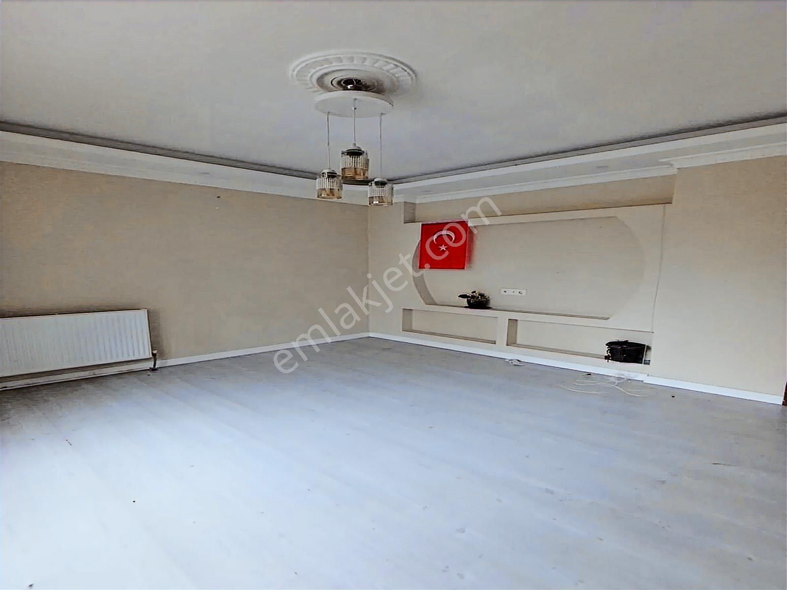 Metrobüse Yakın 1+1 Kiralık Daire | Yabancıya Uygun - Görsel 11