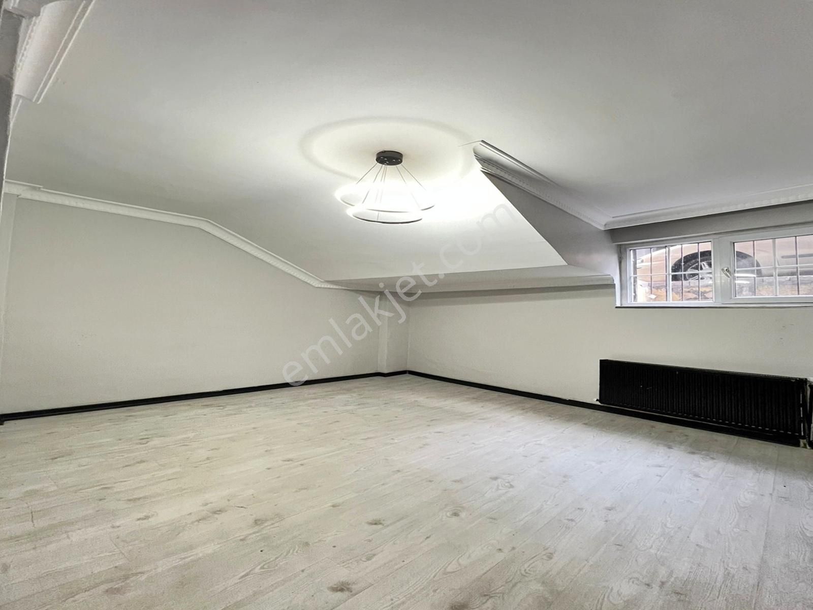 Konak Yapı'dan Kelepir! Cadde Dibinde Satılık 3+1 Bahçe Katı !!! - Görsel 16