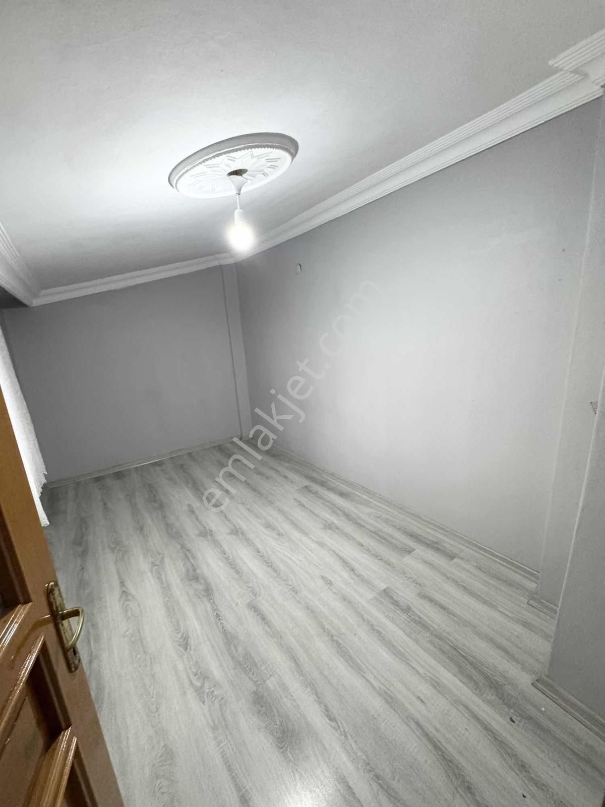 Yoldaş İnşaat'tan Kiralık 120 M2 Çatı Katı Daire Çatısı Beton - Görsel 23