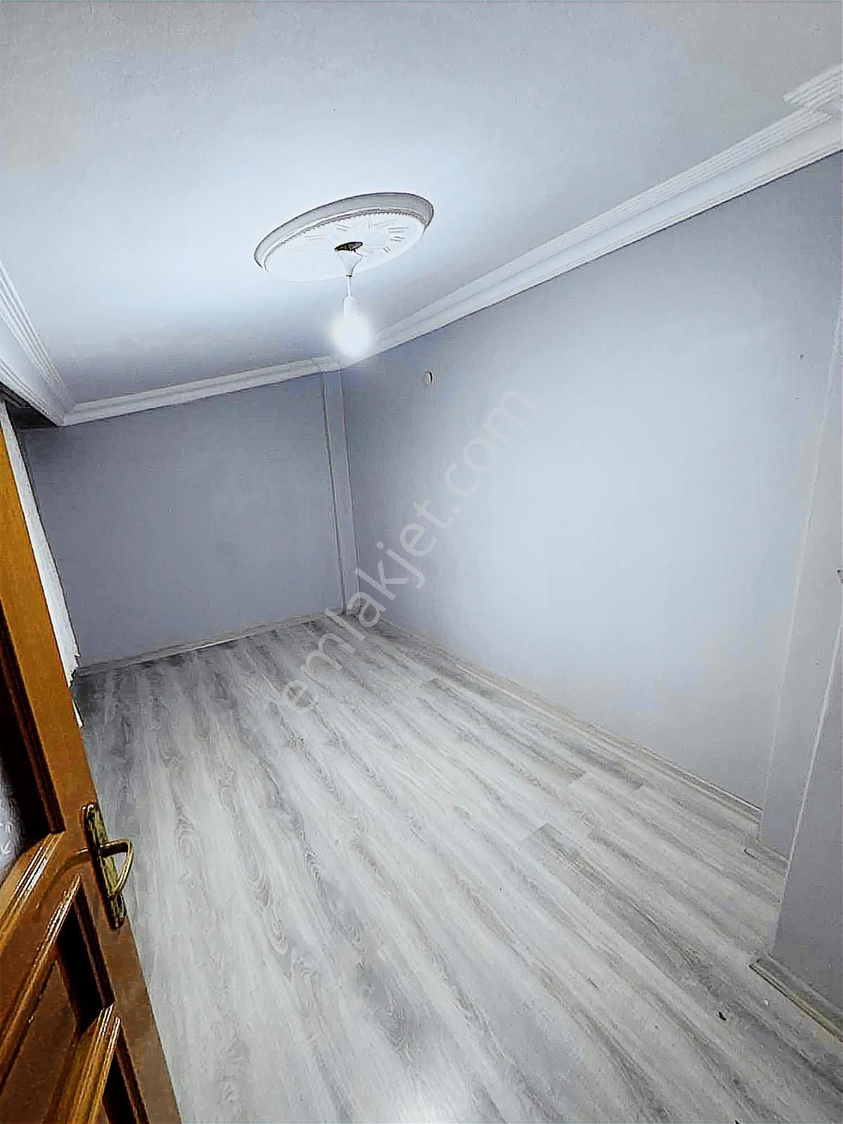 Yoldaş İnşaat'tan Kiralık 120 M2 Çatı Katı Daire Çatısı Beton - Görsel 4