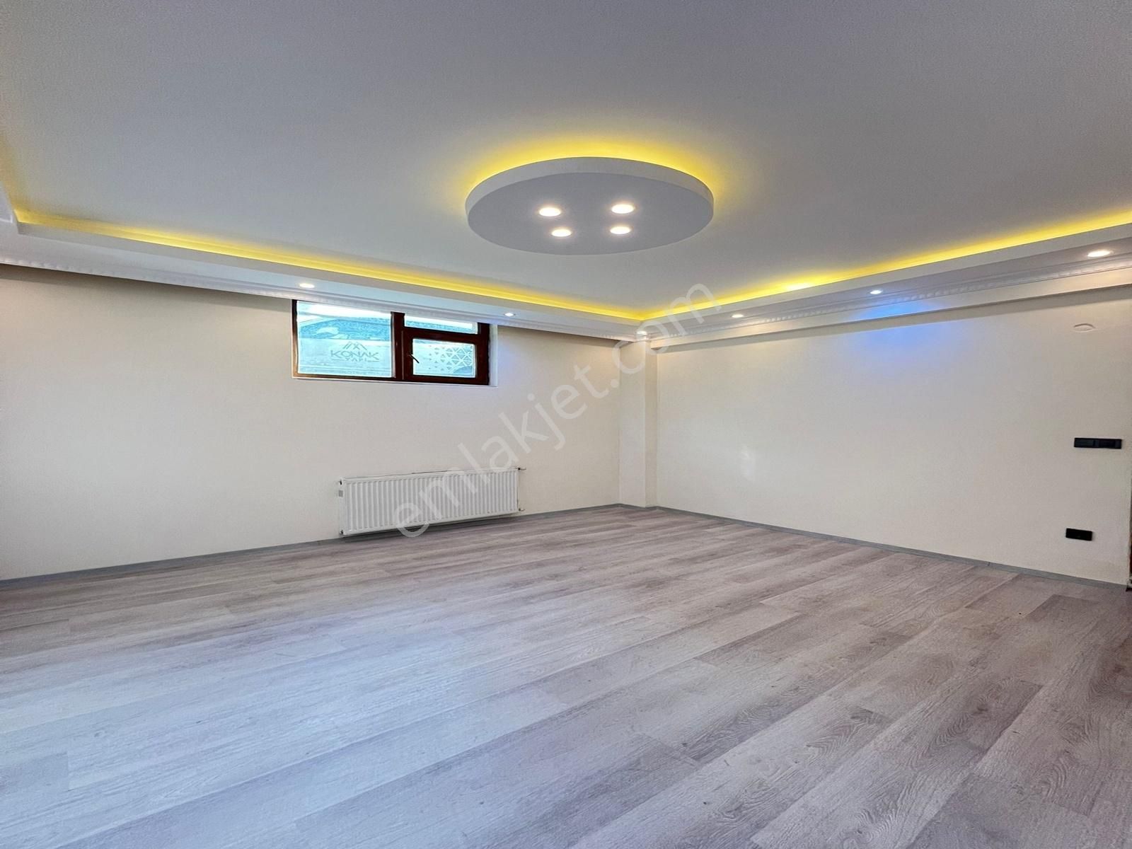 Metrobüse Yürüme Mesafesinde 3+1 Masrafsız Satılık Bahçe Katı !! - Görsel 4