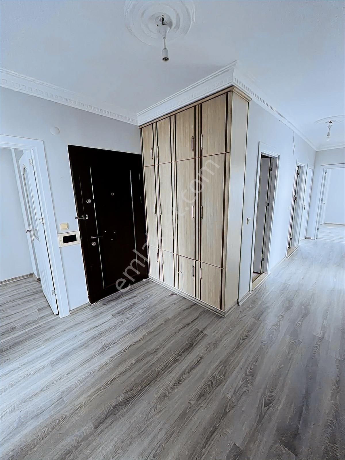 Finalden Hayal Park Civarı 3+1 Kapalı Mutfak Doğalgaz Kombili - Görsel 23