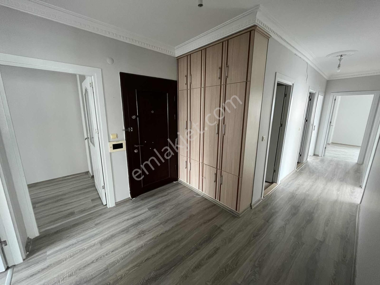 Finalden Hayal Park Civarı 3+1 Kapalı Mutfak Doğalgaz Kombili - Görsel 24