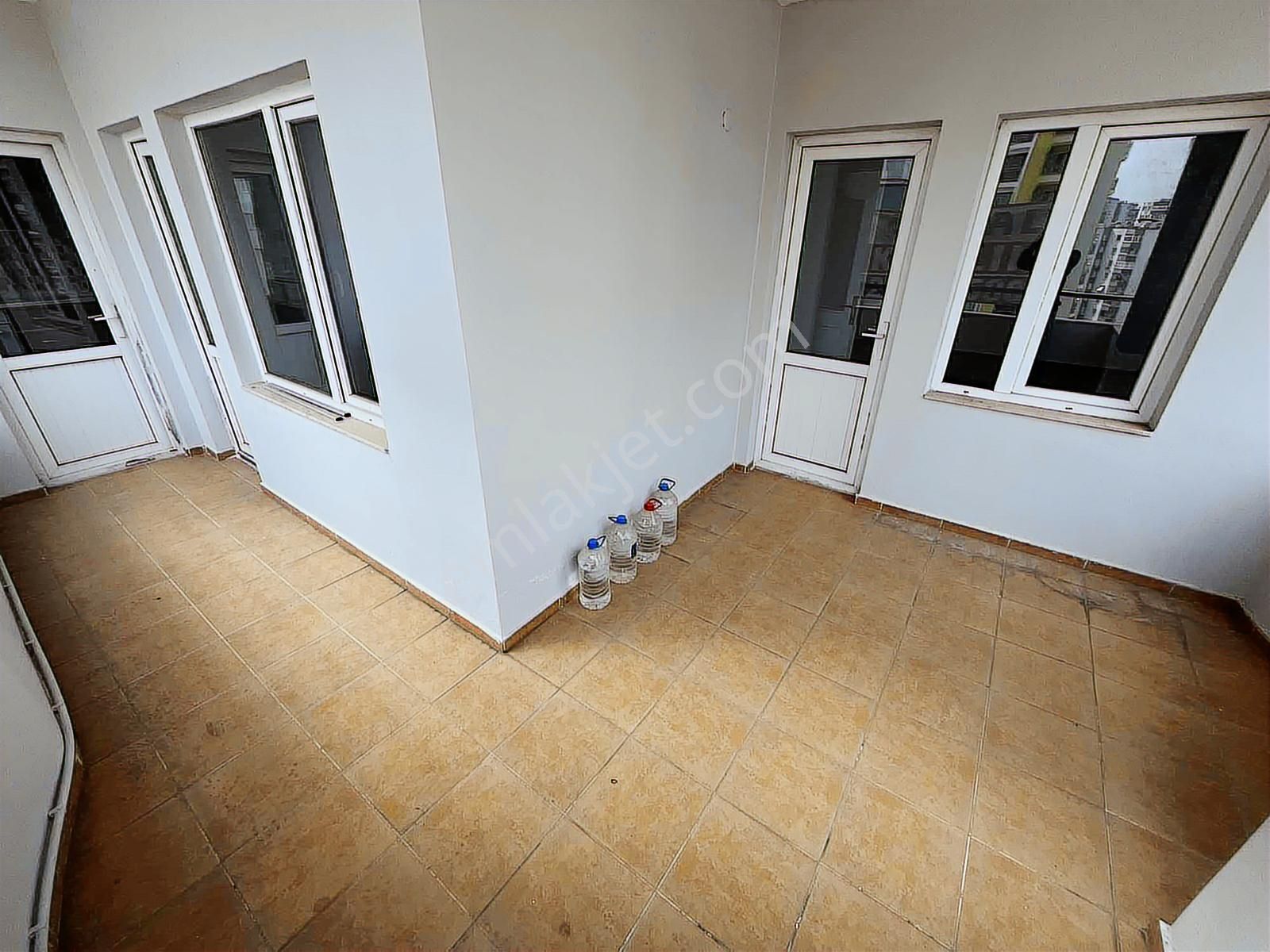 Finalden Hayal Park Civarı 3+1 Kapalı Mutfak Doğalgaz Kombili - Görsel 8