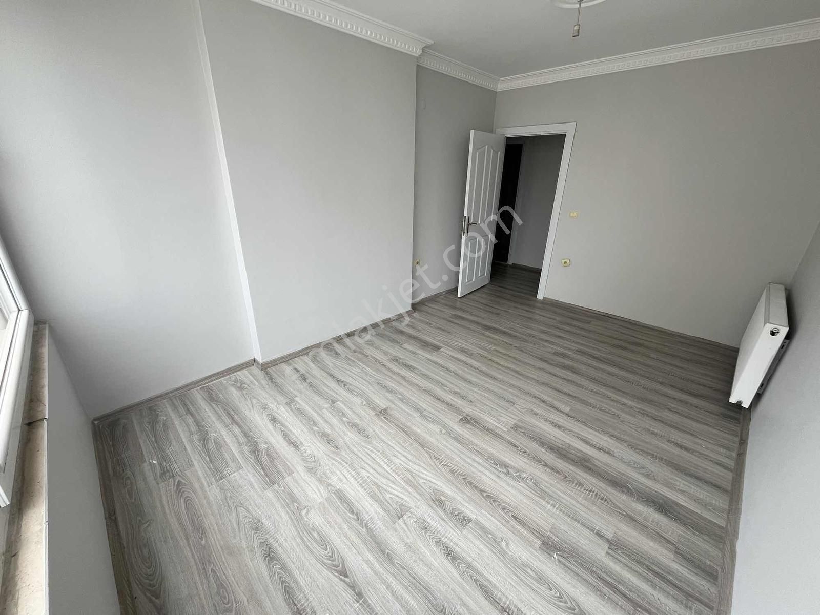 Finalden Hayal Park Civarı 3+1 Kapalı Mutfak Doğalgaz Kombili - Görsel 27
