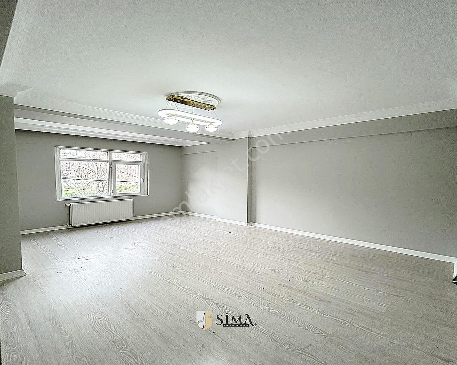 Cadde Üzeri Metrobüse 5dk! Aile Binasında Balkonlu Arakat Daire - Görsel 4