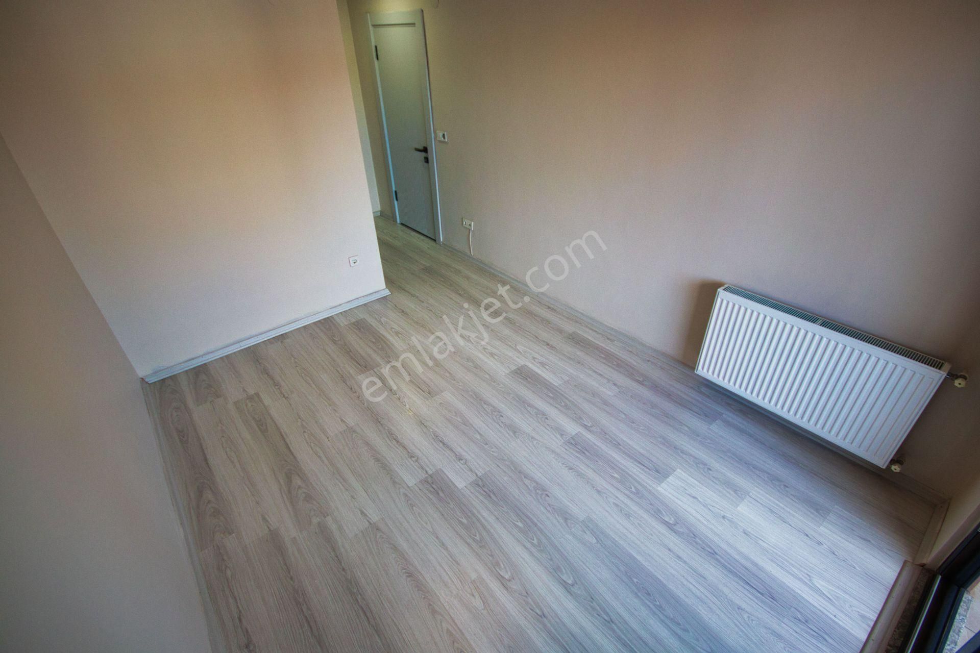 🔴🔴aktif'ten Akçay'da Merkezi Konumda 9 Yaşında Ön Cephe Asansörlü Geniş Ayrı Mutfaklı 3+1 Daire - Görsel 16