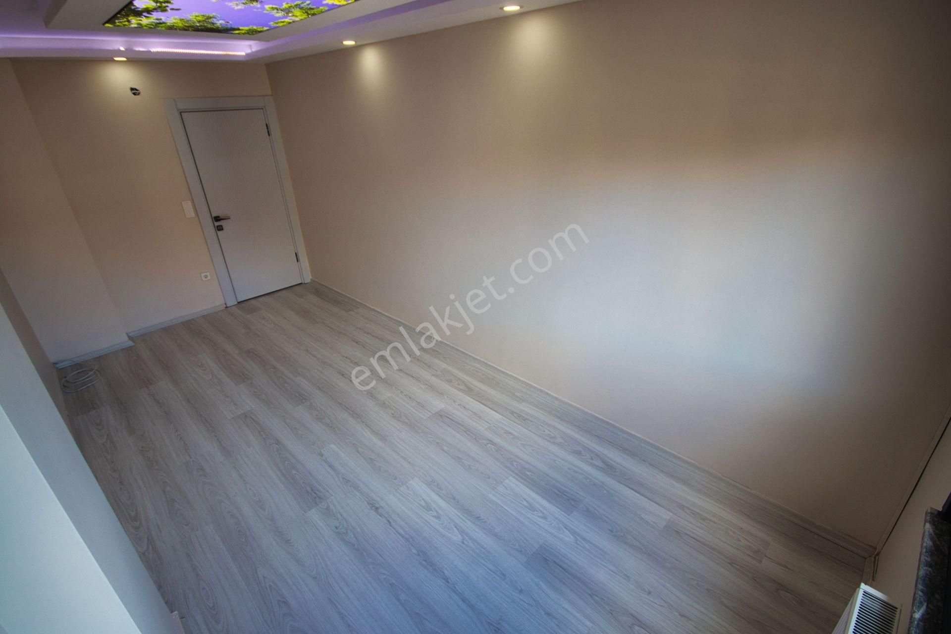 🔴🔴aktif'ten Akçay'da Merkezi Konumda 9 Yaşında Ön Cephe Asansörlü Geniş Ayrı Mutfaklı 3+1 Daire - Görsel 14