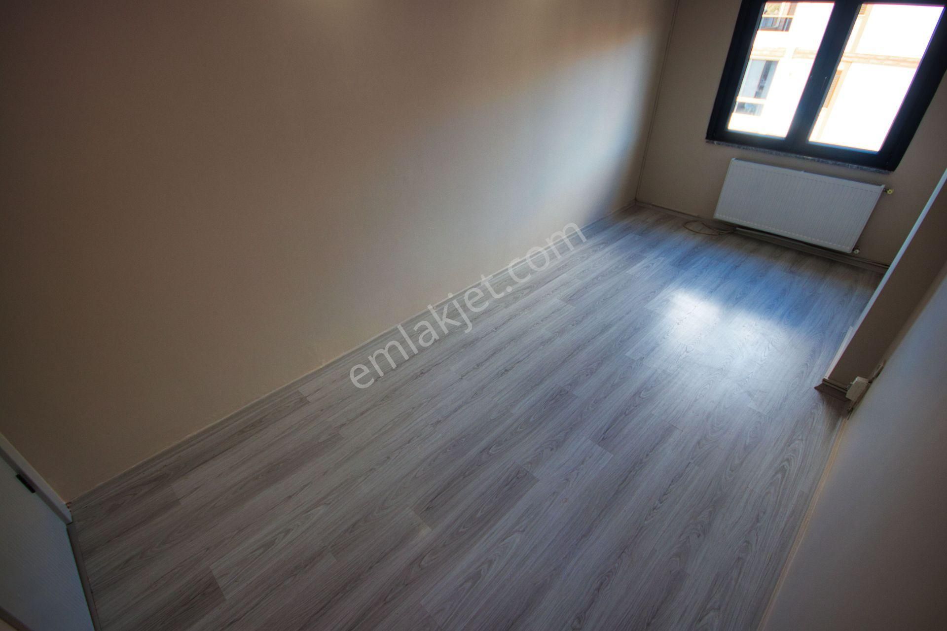 🔴🔴aktif'ten Akçay'da Merkezi Konumda 9 Yaşında Ön Cephe Asansörlü Geniş Ayrı Mutfaklı 3+1 Daire - Görsel 8