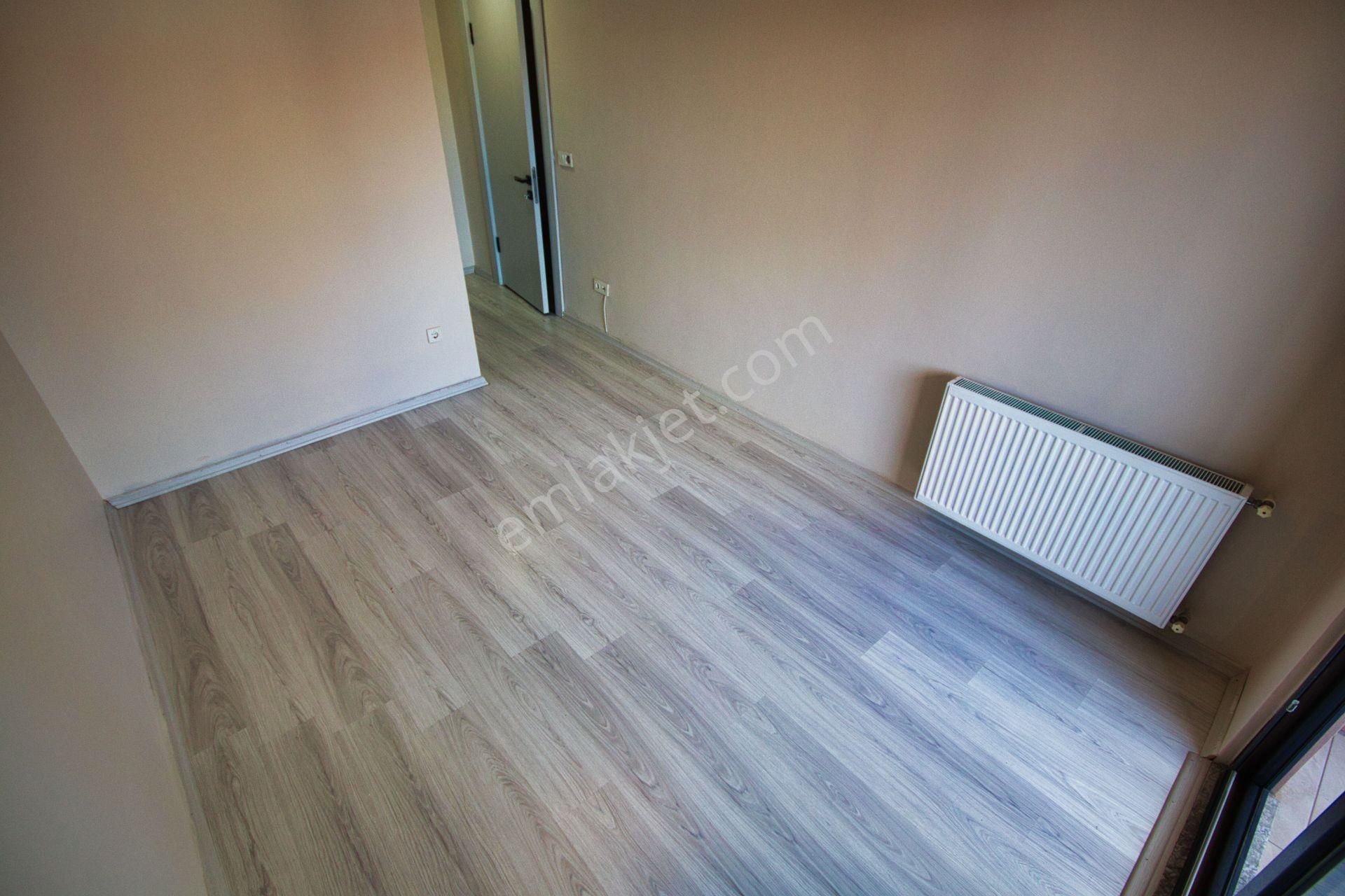 🔴🔴aktif'ten Akçay'da Merkezi Konumda 9 Yaşında Ön Cephe Asansörlü Geniş Ayrı Mutfaklı 3+1 Daire - Görsel 13