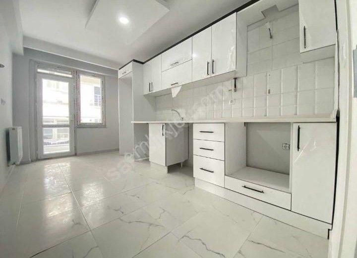 Conker Sitesinte Ön Cepheli Geniş Daire - Görsel 13