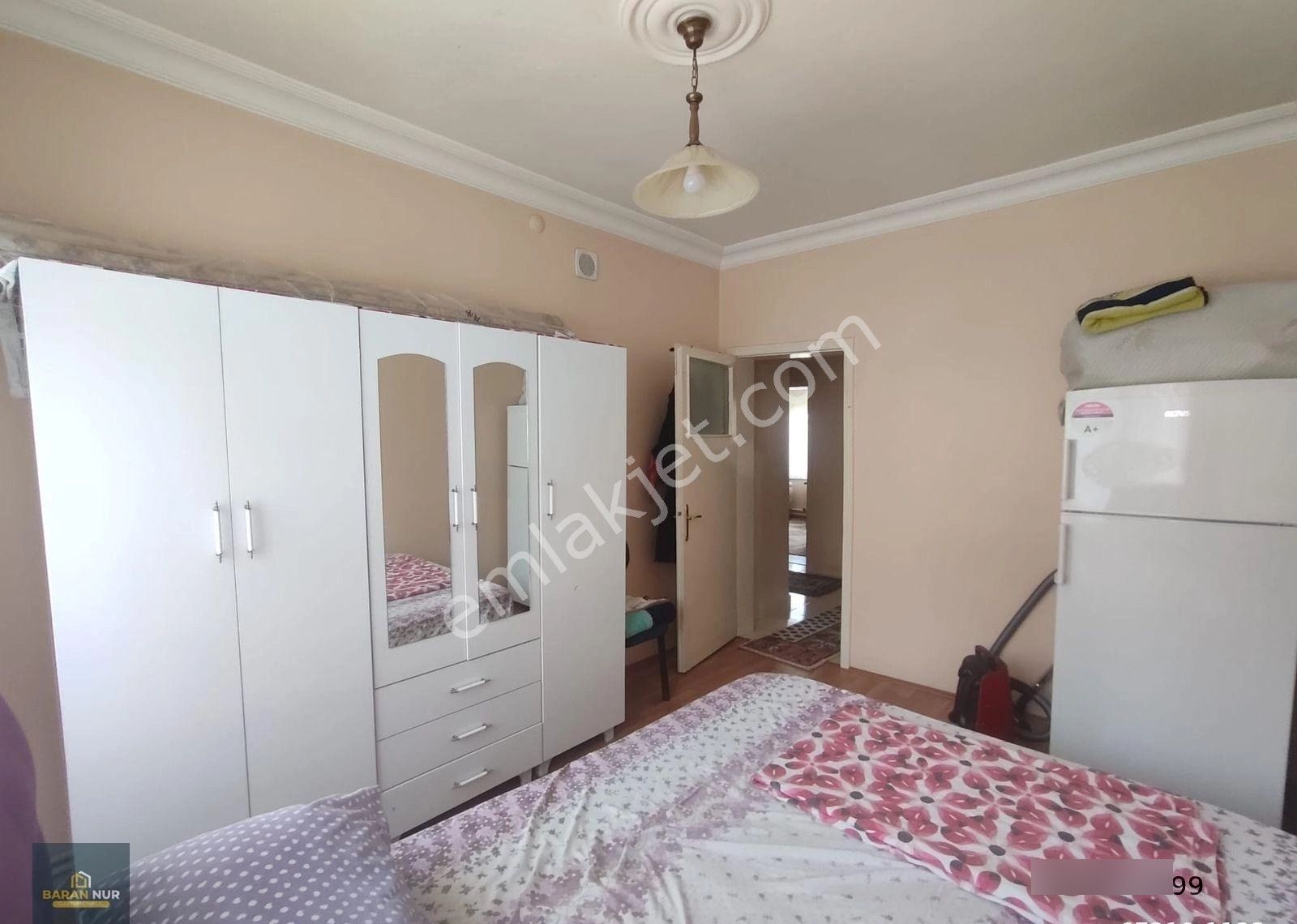 İhsaniye'de Bakımlı Geniş 3+1 Kiralık Daire Eşyasız - Görsel 4