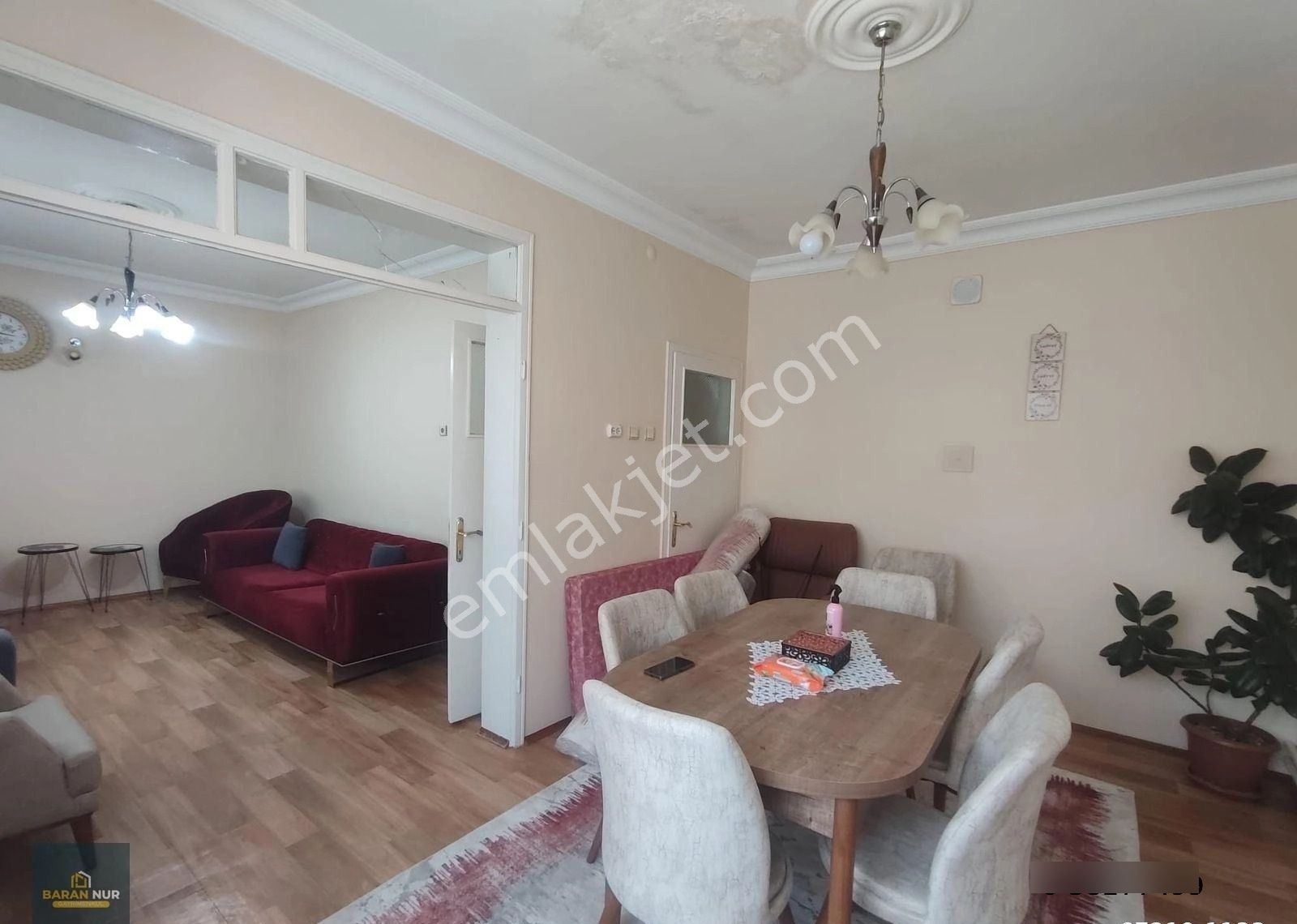 İhsaniye'de Bakımlı Geniş 3+1 Kiralık Daire Eşyasız - Görsel 12