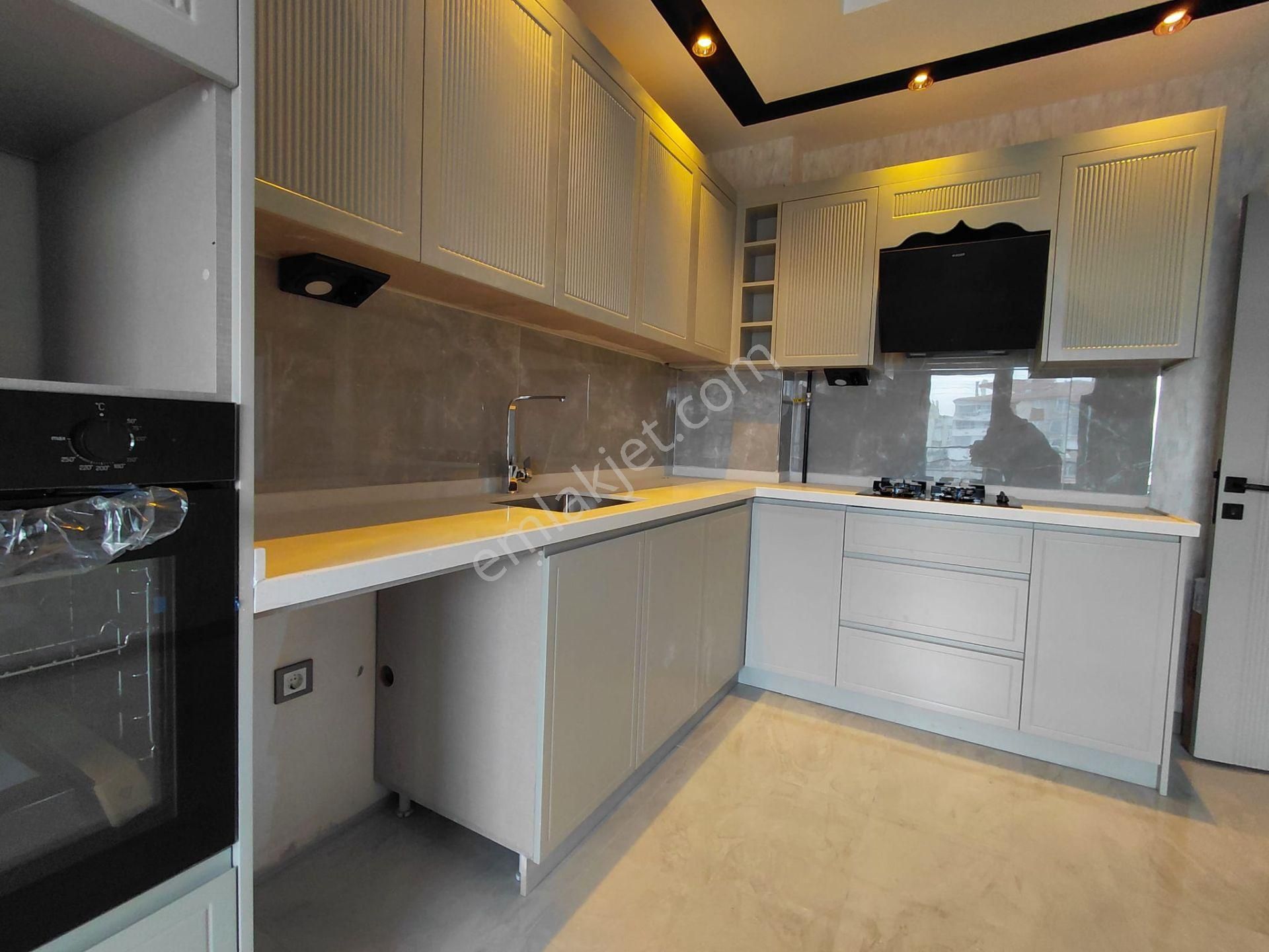 Emrah Çiftci'den Selçuklu Sancak Mahallesi Veysel Karani Caddesi Yanı Satılık 3+1 Lüks Daireler - Görsel 5