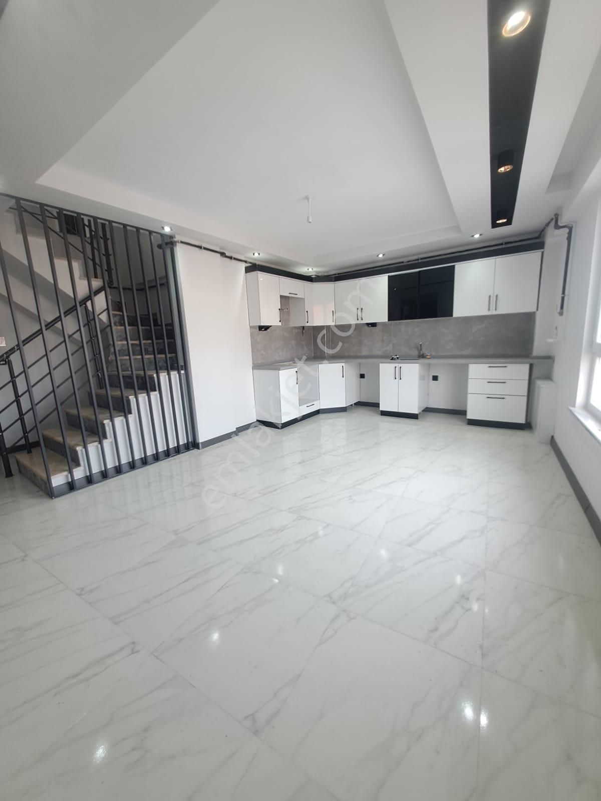☀️🏠 Satılık 4+1 Lüks Dubleks Daire • 186 M2 • Çift Cephe • Ebeyen Banyolu + Kiler ☀️🏠 (d275) - Görsel 16