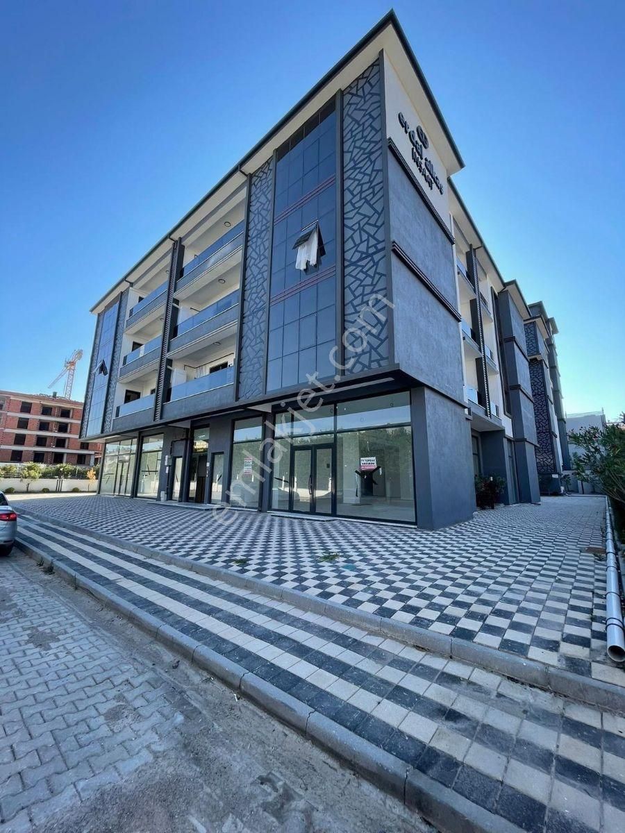 Gopta Kaçırılmayacak Fırsat! Satılık Lüks 3+1 Daire