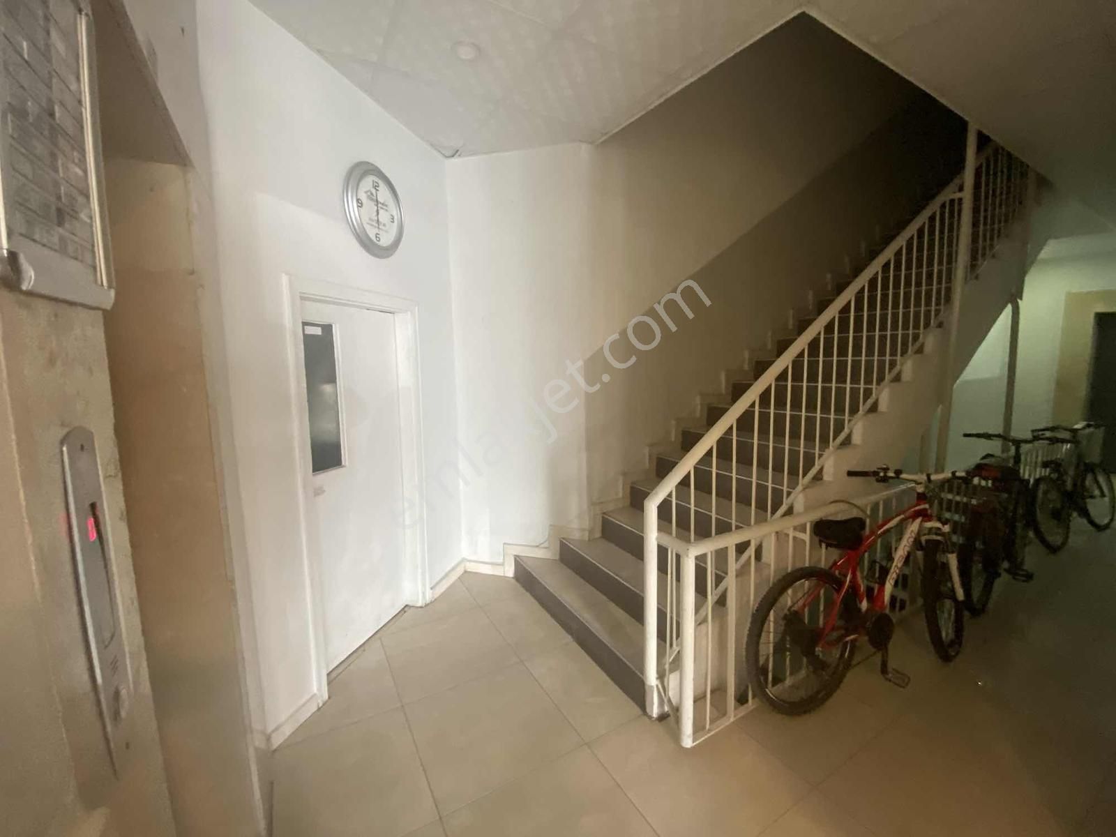 Fetanet Emlaktan Tacettinveli Mah Ara Kat Geniş 3+1 Odalı - Görsel 11