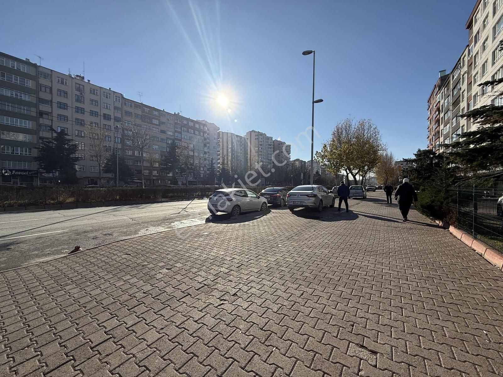 Fetanet Emlaktan Sivas Caddesinde Ara Kat Geniş Satılık Daire - Görsel 19