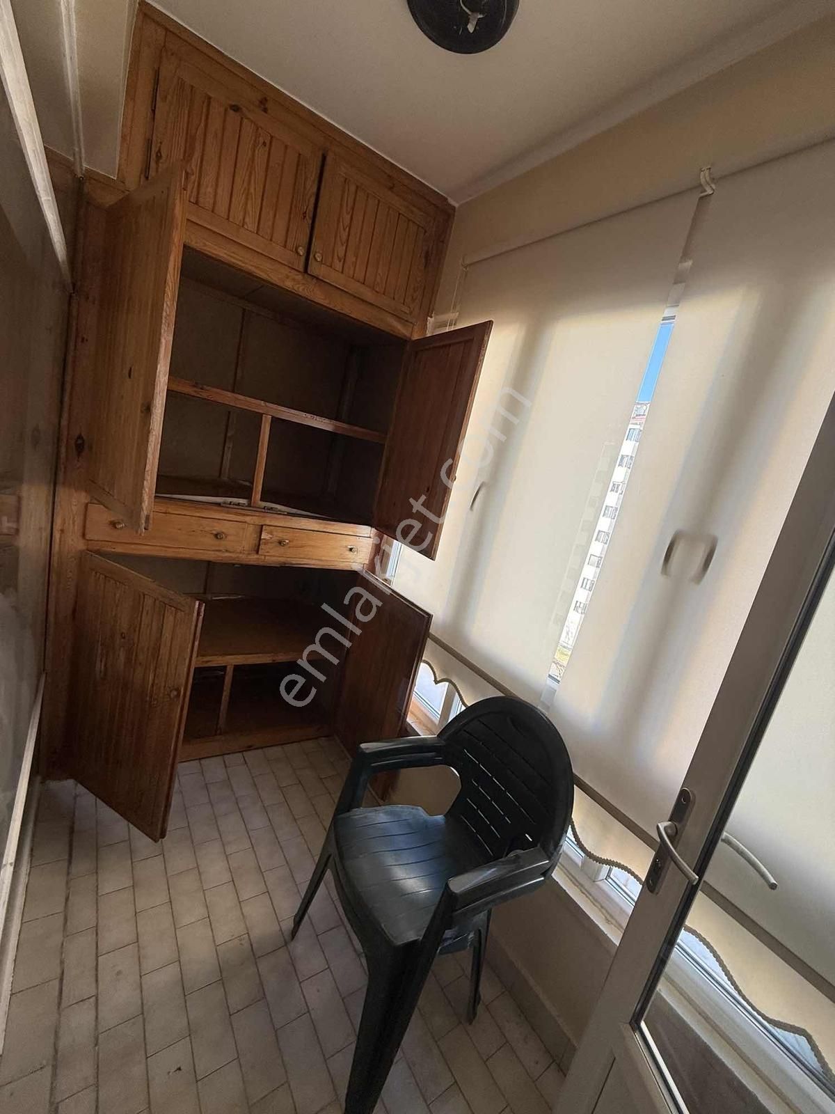 Fetanet Emlaktan Sivas Caddesinde Ara Kat Geniş Satılık Daire - Görsel 17