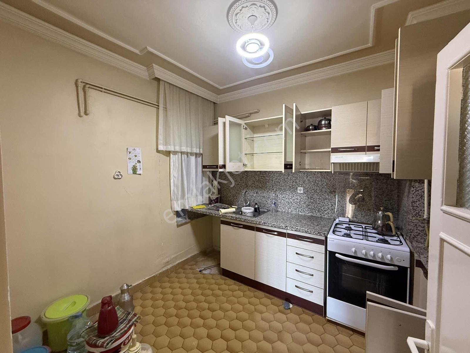 Fetanet Emlaktan Sivas Caddesinde Ara Kat Geniş Satılık Daire - Görsel 12