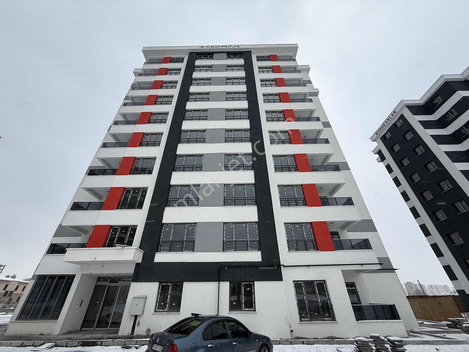 Fetanet Emlaktan Y.beyazıt Sıfır 3+1 Odalı Lüks Daireler