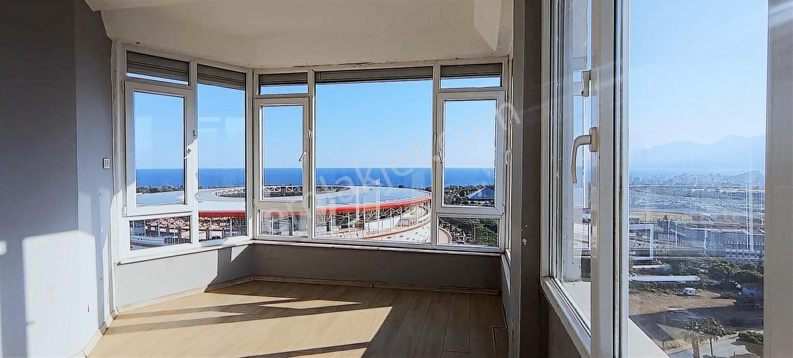 Muratpaşa Meltem'de Panoramik Deniz&dağ Manzaralı Kiralık Daire - Görsel 5