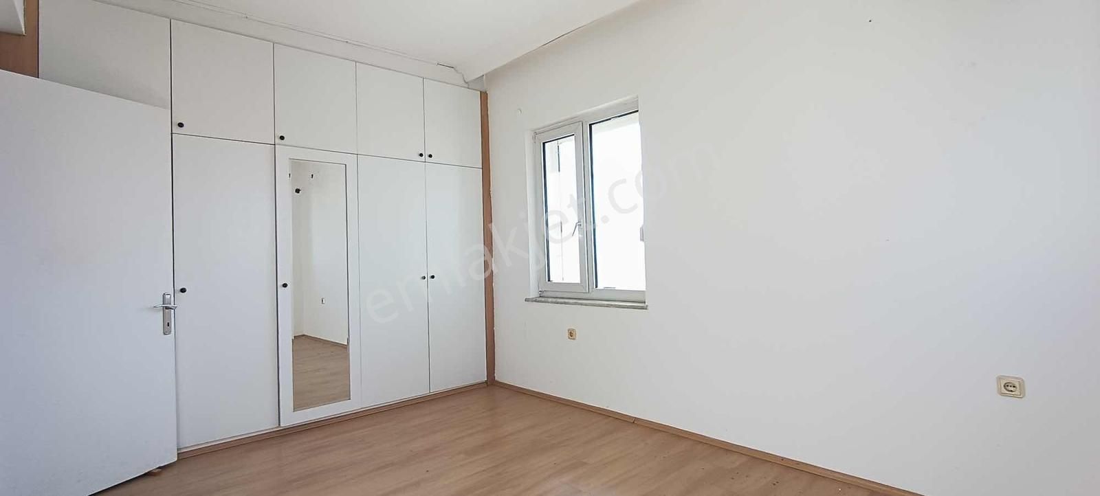 Muratpaşa Meltem'de Panoramik Deniz&dağ Manzaralı Kiralık Daire - Görsel 8