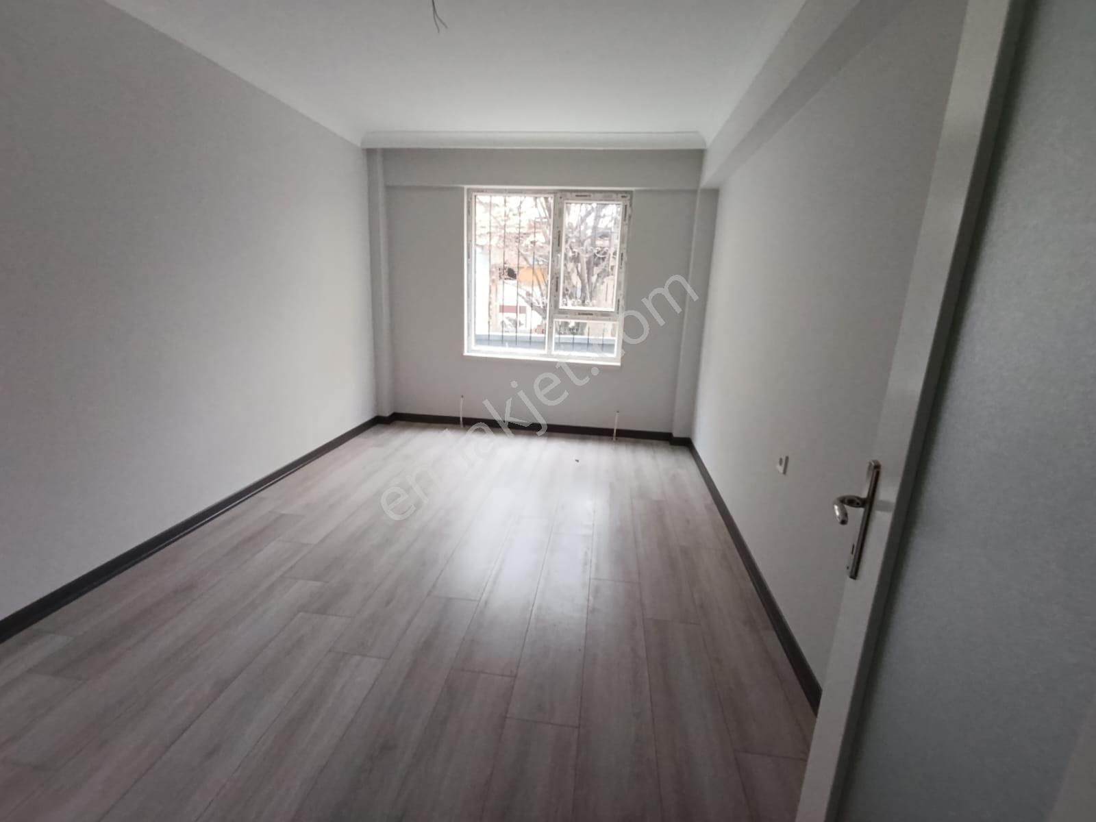 Mamak-ekin Mahallesinde 1+1 Asansörlü Sıfır Satılık Fırsat Daire !! - Görsel 6