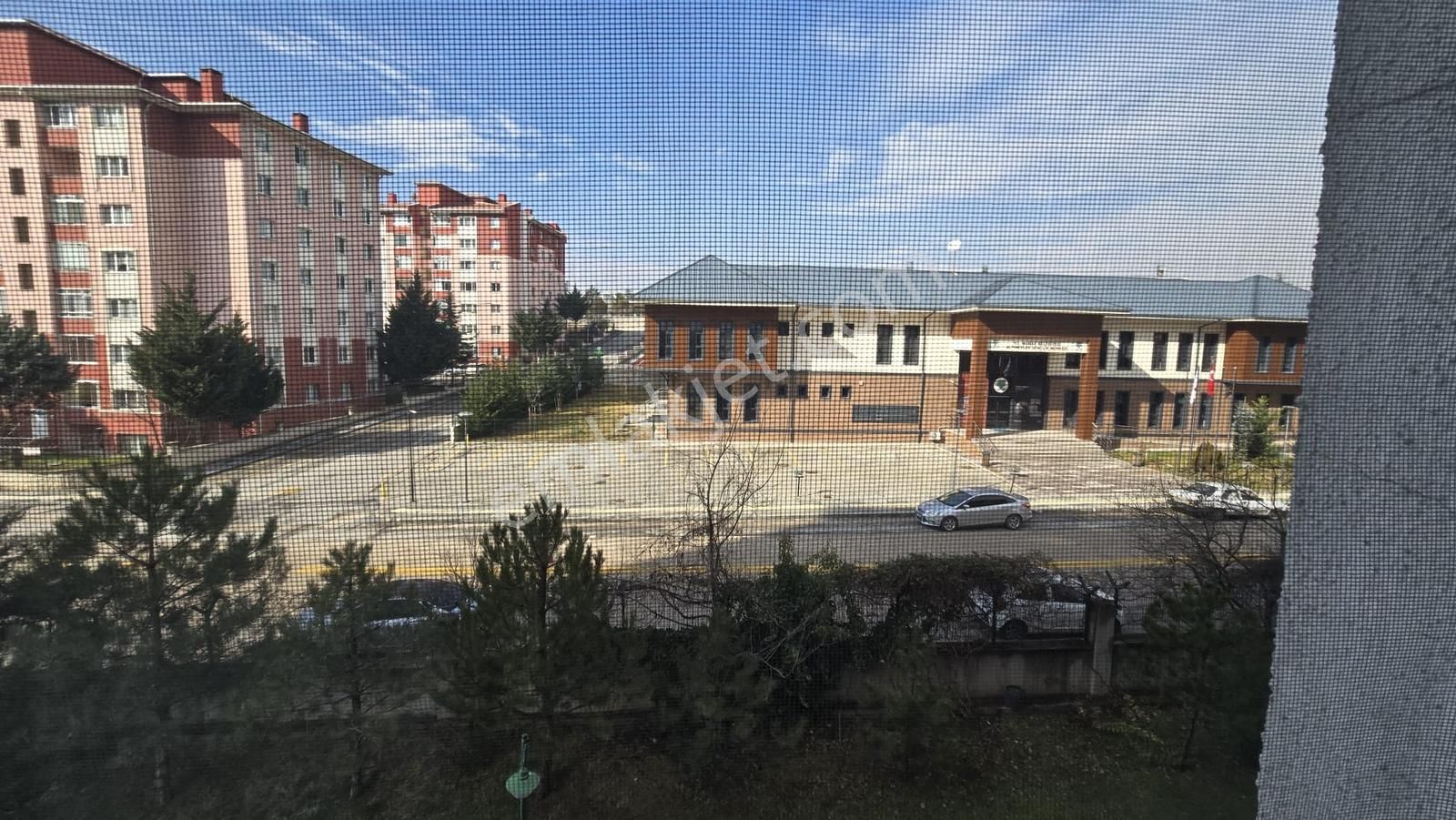 Altınevler Mah 3+1 Kat 2 Batı Cephe Site İçinde - Görsel 29