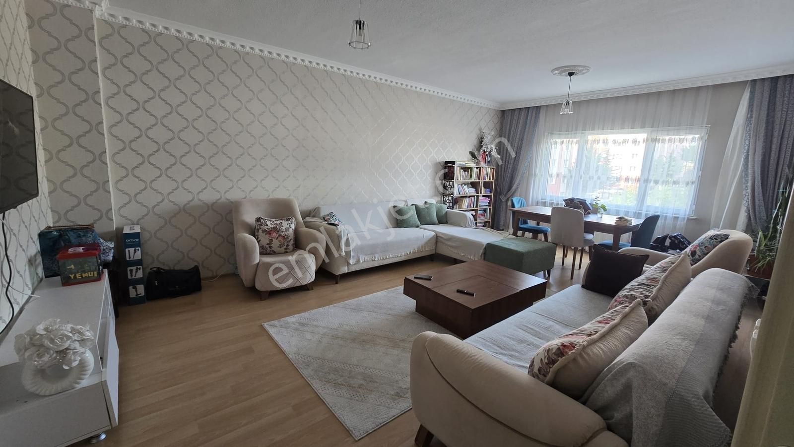 Altınevler Mah 3+1 Kat 2 Batı Cephe Site İçinde - Görsel 4