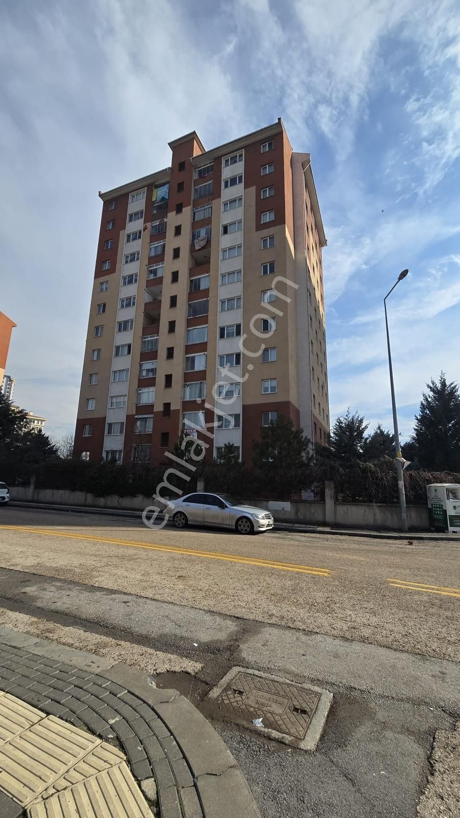 Altınevler Mah 3+1 Kat 2 Batı Cephe Site İçinde - Görsel 21