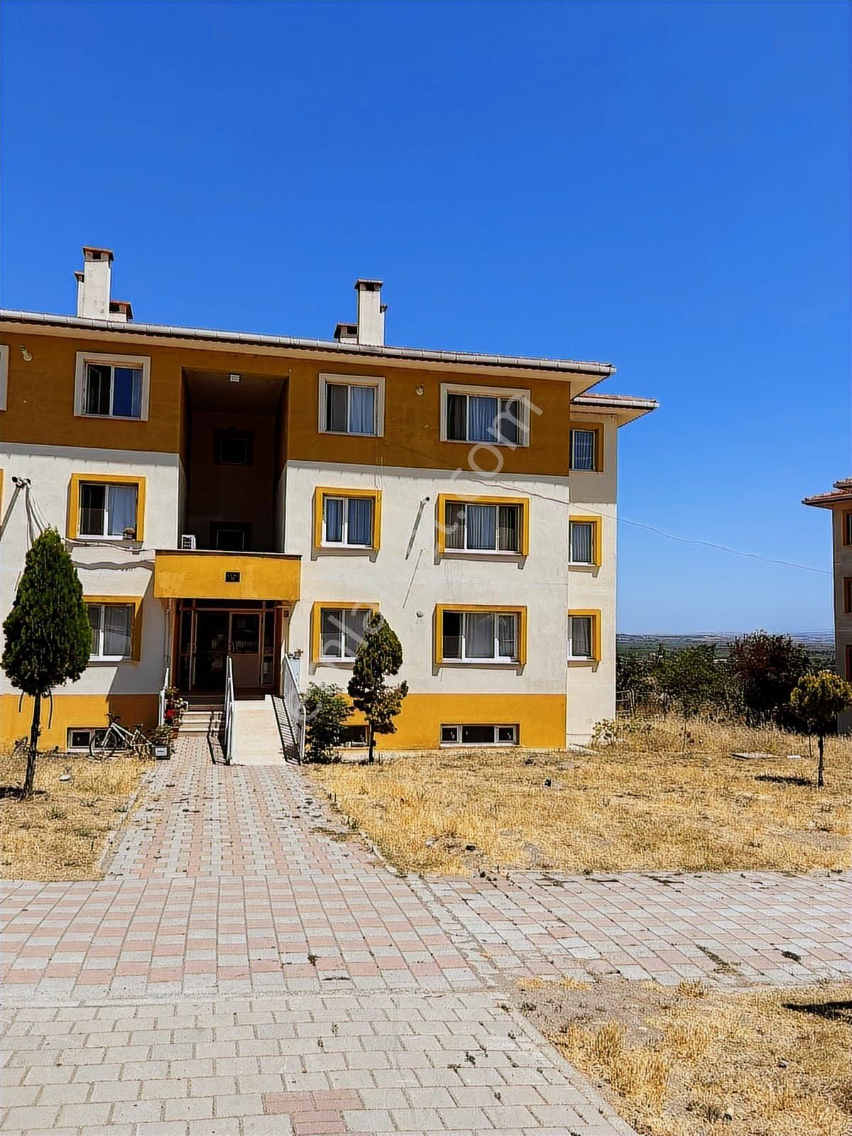 Sarıköy Belediyesi Toki'de Ara Kat Doğalgazlı 2+1 Satılık Daire - Görsel 14