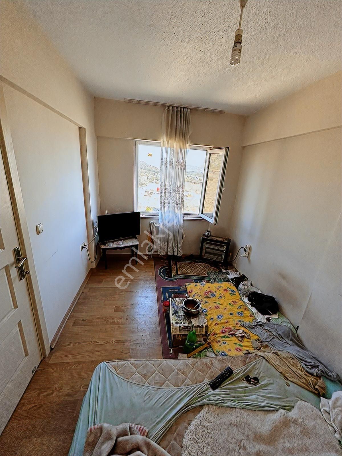 Sarıköy Belediyesi Toki'de Ara Kat Doğalgazlı 2+1 Satılık Daire - Görsel 2