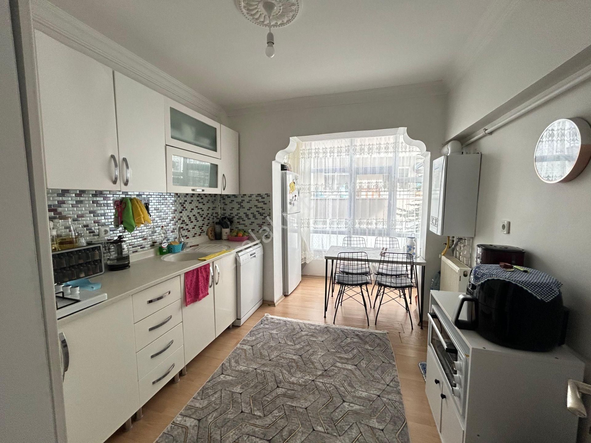 Taner'den Öveçler'de 1.katta Ön Cephe 3 Cepheli Isı Yalıtımlı - Görsel 21