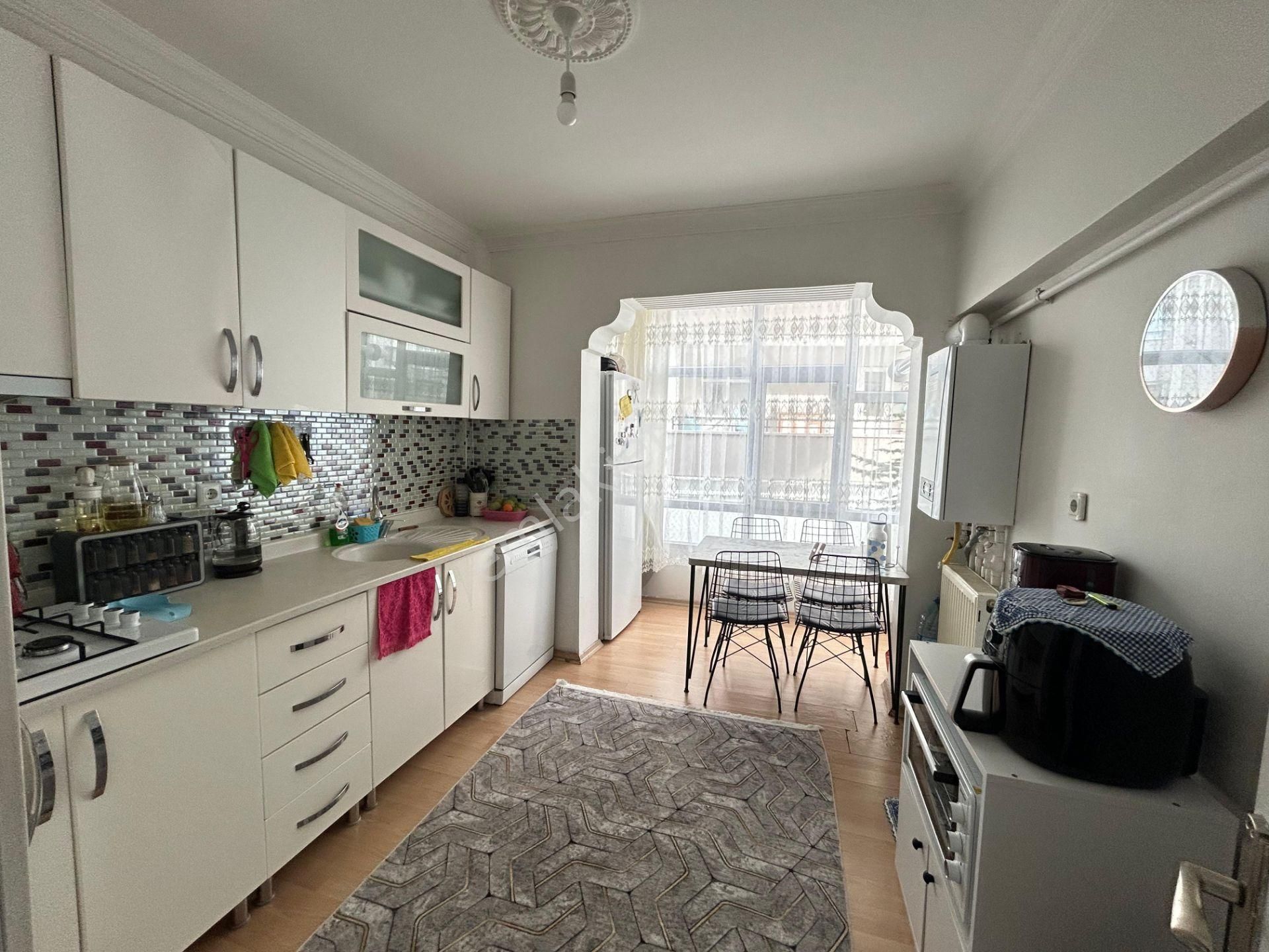 Taner'den Öveçler'de 1.katta Ön Cephe 3 Cepheli Isı Yalıtımlı - Görsel 33