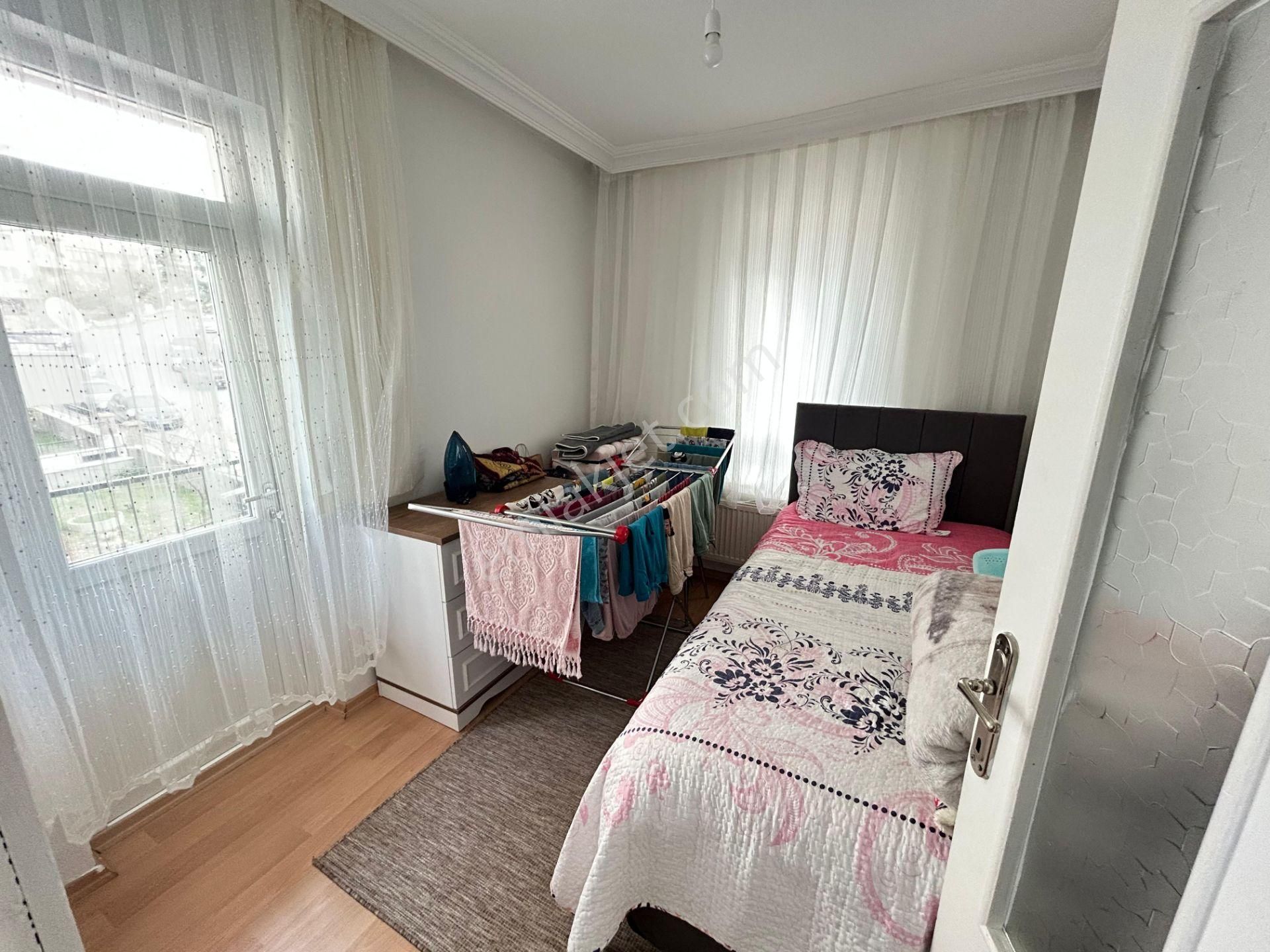 Taner'den Öveçler'de 1.katta Ön Cephe 3 Cepheli Isı Yalıtımlı - Görsel 9