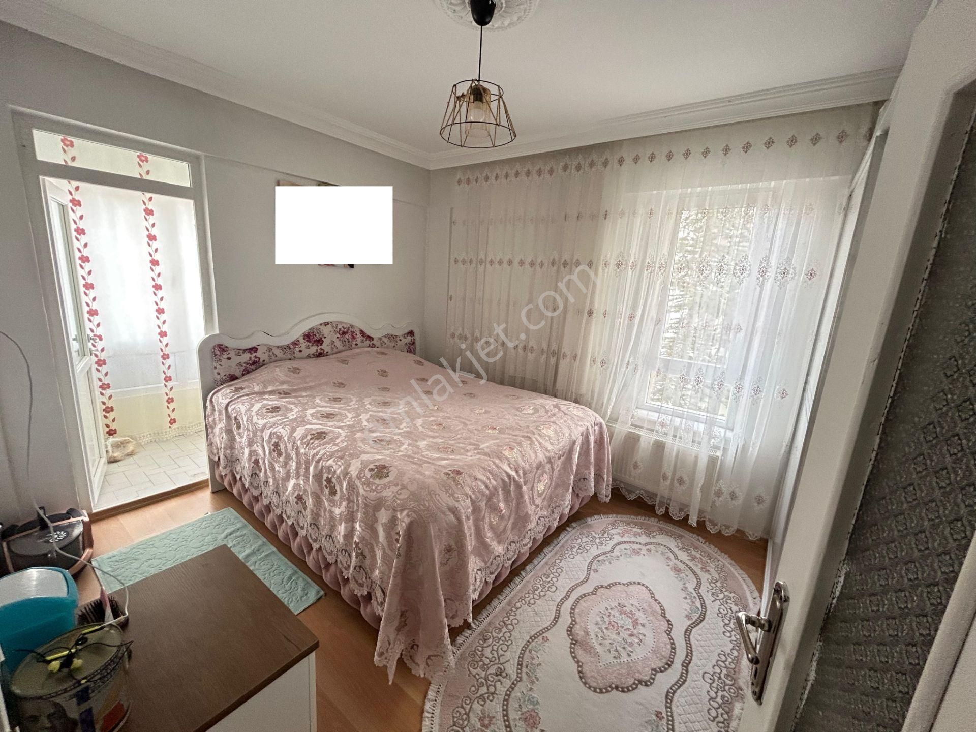 Taner'den Öveçler'de 1.katta Ön Cephe 3 Cepheli Isı Yalıtımlı - Görsel 6