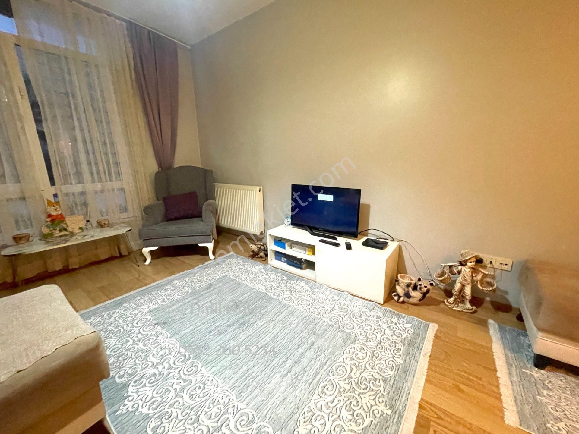 Sancaktepe Ovalbahçe Sitesi Eşyalı Kiralık 1+1 Giriş Kat Daire - Görsel 2