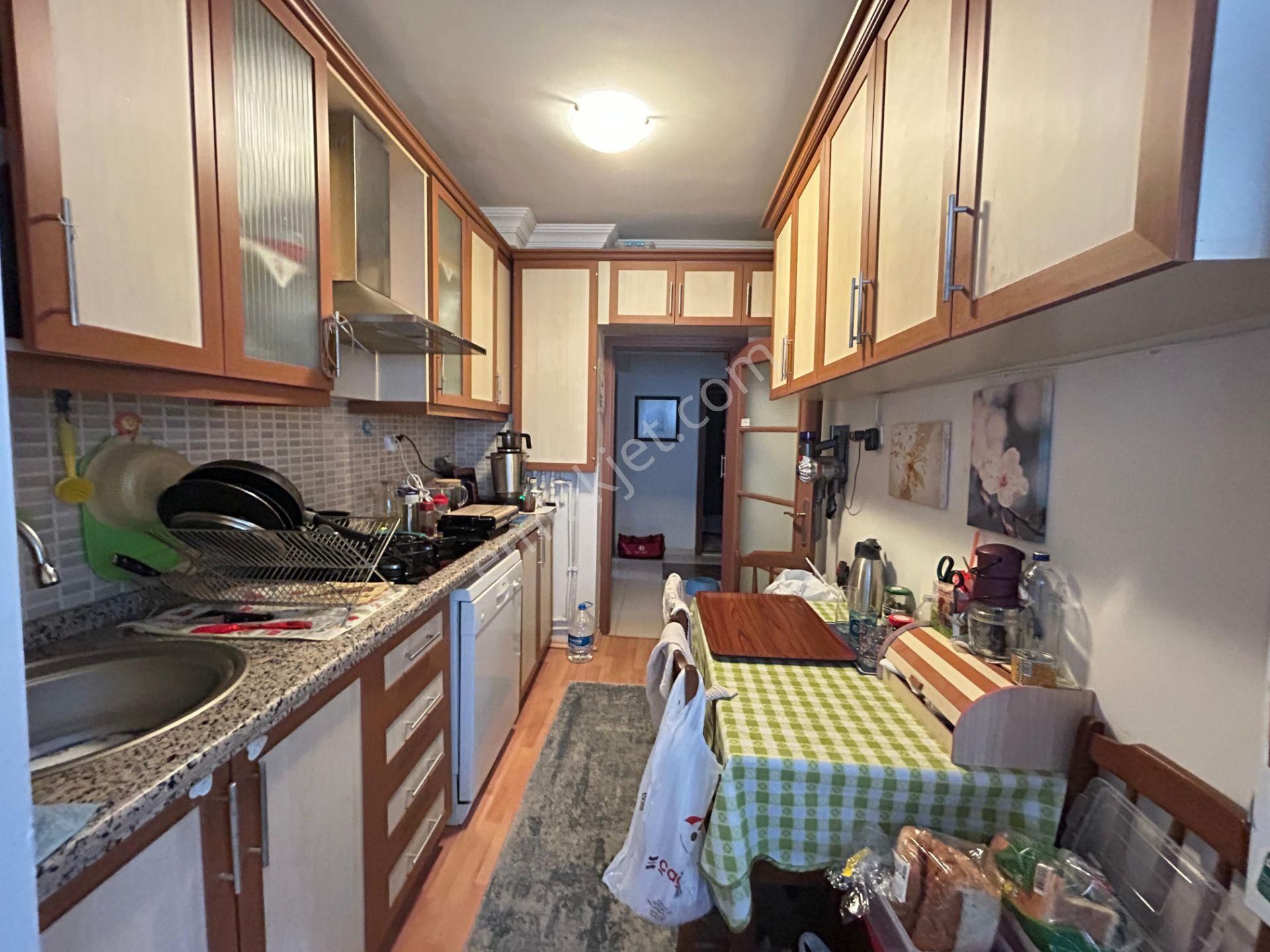 Taner'den Dikmen Sokullu'da 3+1 Katta Bağımsız İçi Yapılı Bakımlı Daire - Görsel 16