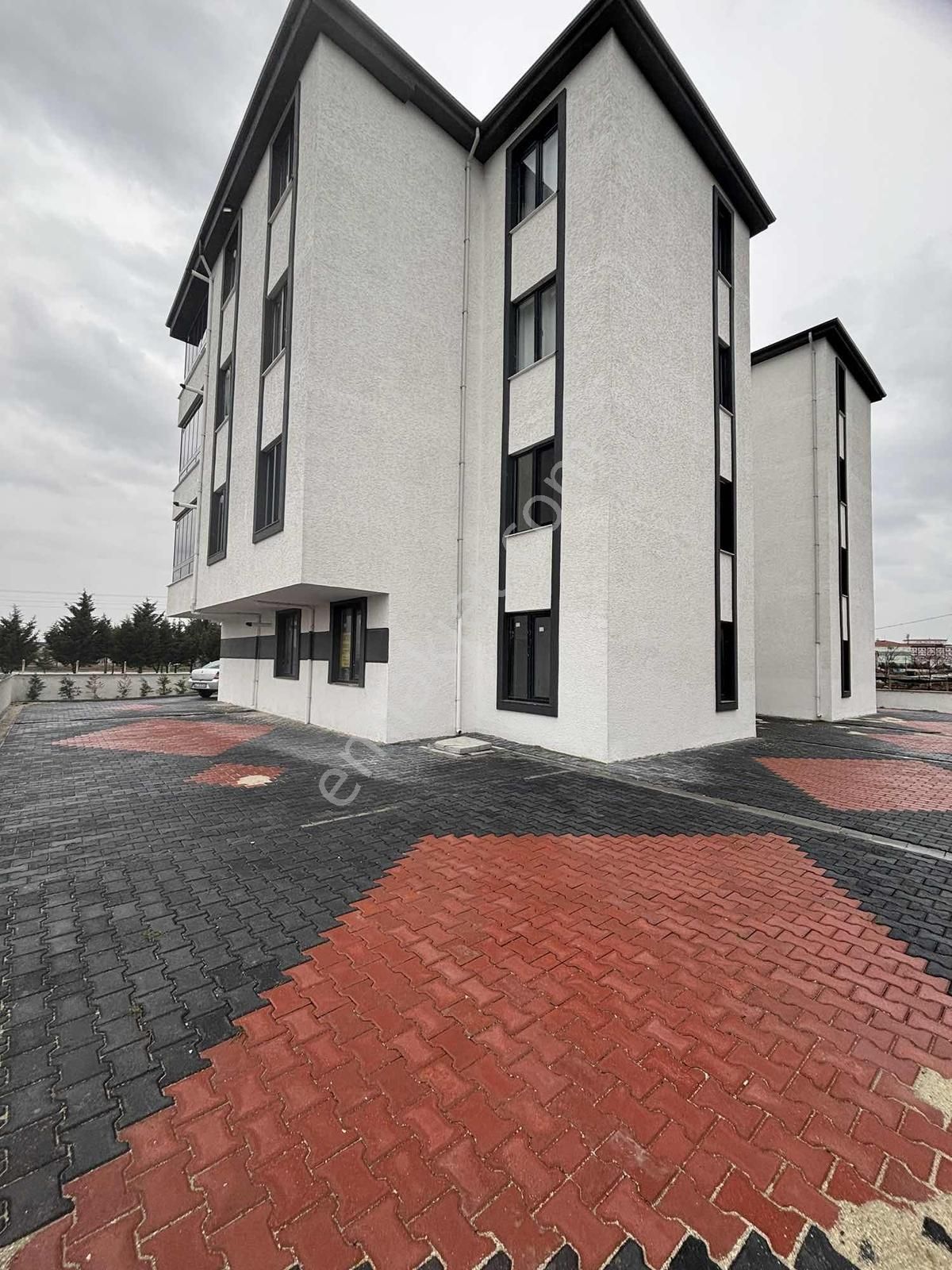 Tekirdağ Ergene Marmaracık'ta Göl Manzaralı Satılık 2+1 Daire - Görsel 19