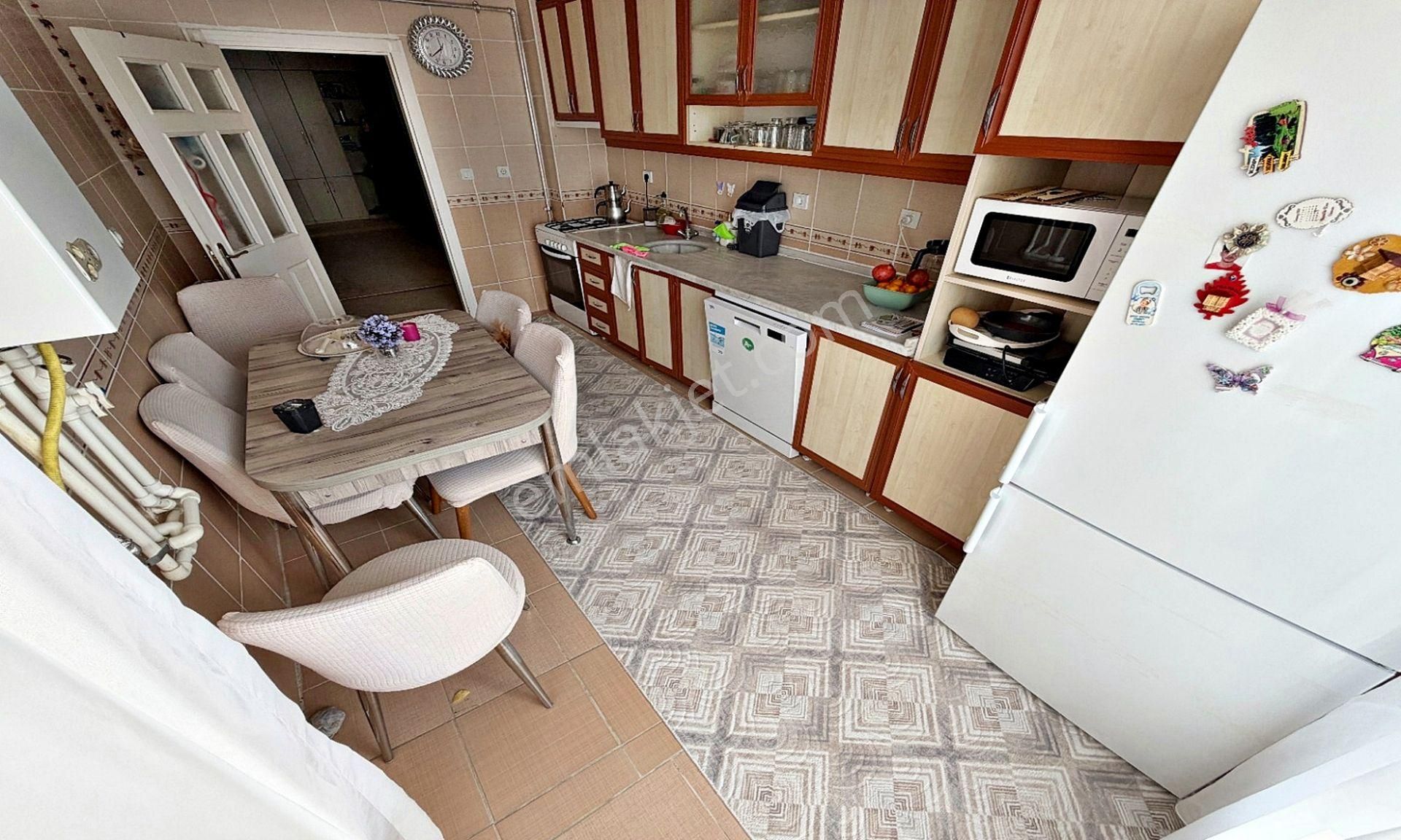 Atapark'ta Cadde Üstü Katta Masrafsız Kök Tapu 3+1 130 M2! - Görsel 25