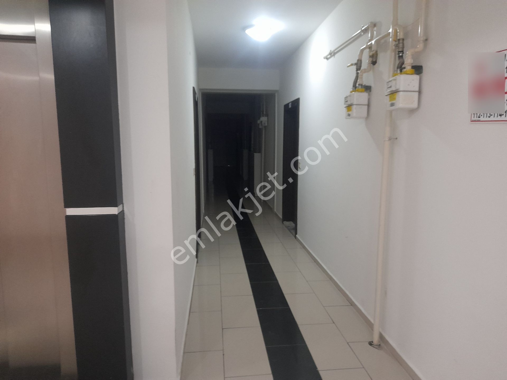 Esenyurt Metrobüse Yakın Konumda Kiralık 1+1 Eşyalı Daire - Görsel 12