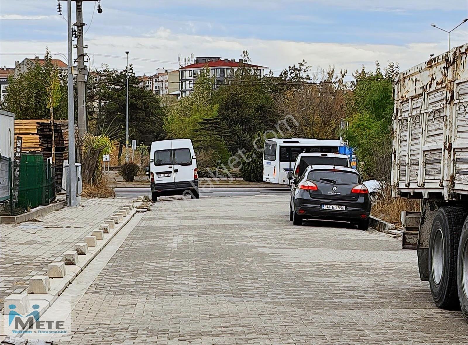 Çorlu Hatip Mah. 4 Kat Ticari İmarlı Satılık 245 M² Arsa Ve Bina - Görsel 19