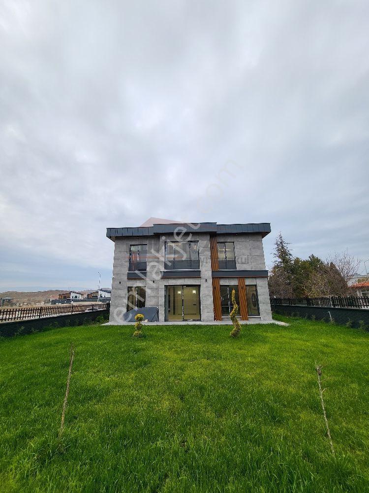 Güvenay - Çorum Slim Kent Satılık 5+1 Lüks Villa - Görsel 2