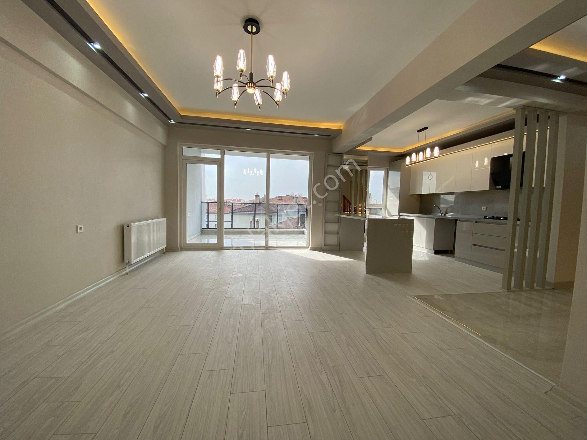 Nasip'ten Satılık Yeni Binada 5+2 Dubleks Sıfır Daire - Görsel 6