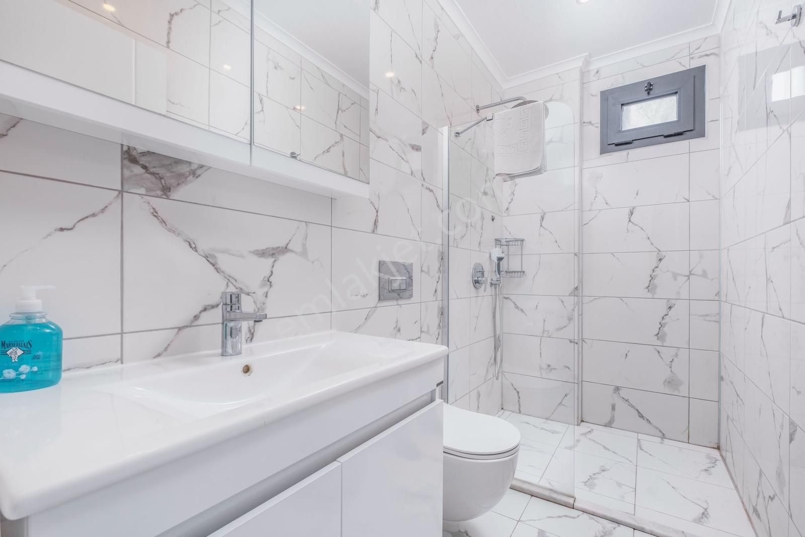 Stoptan Karagedik Müstakil Bahçeli Havuzlu 2+1 - Görsel 14