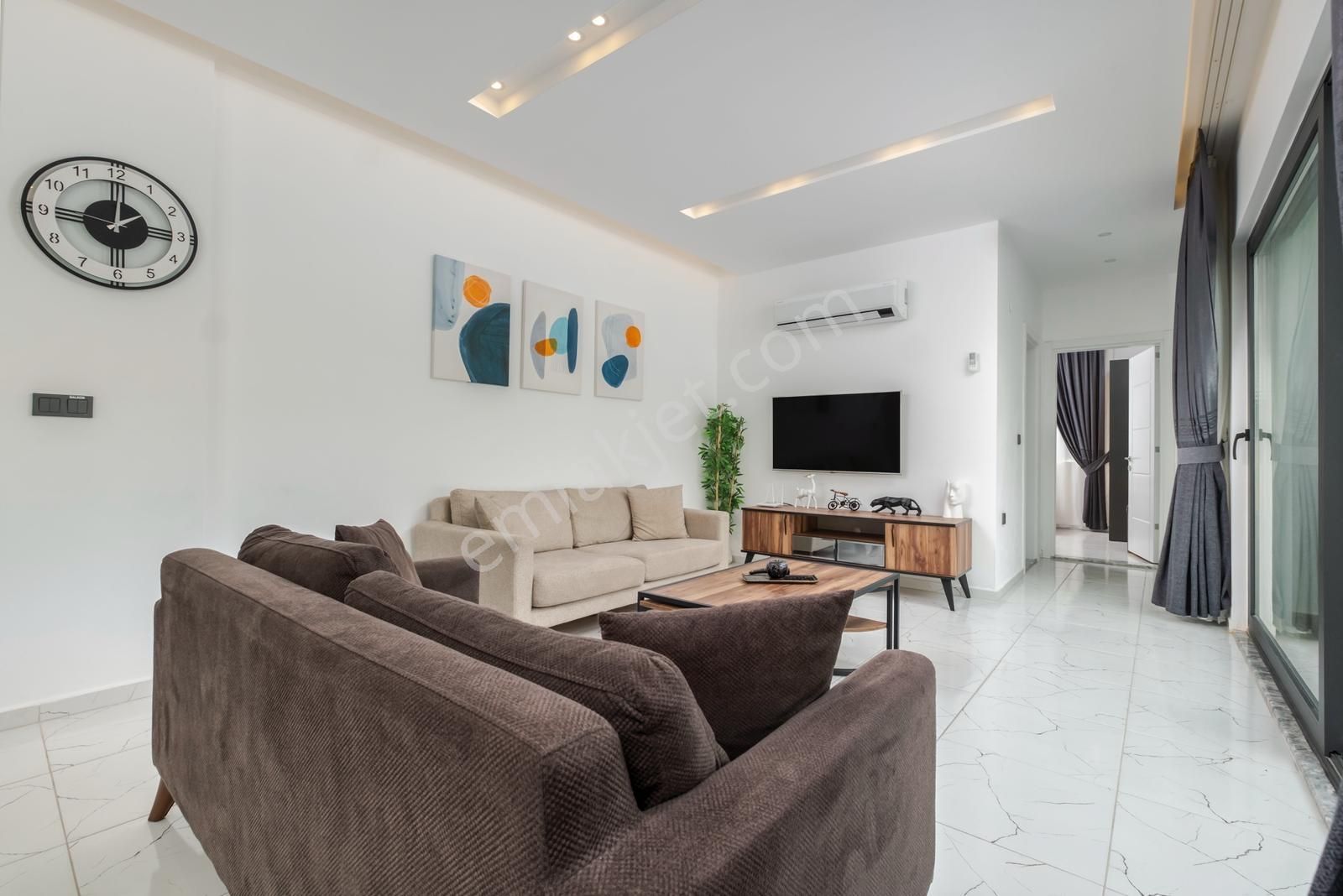 Stoptan Karagedik Müstakil Bahçeli Havuzlu 2+1 - Görsel 8